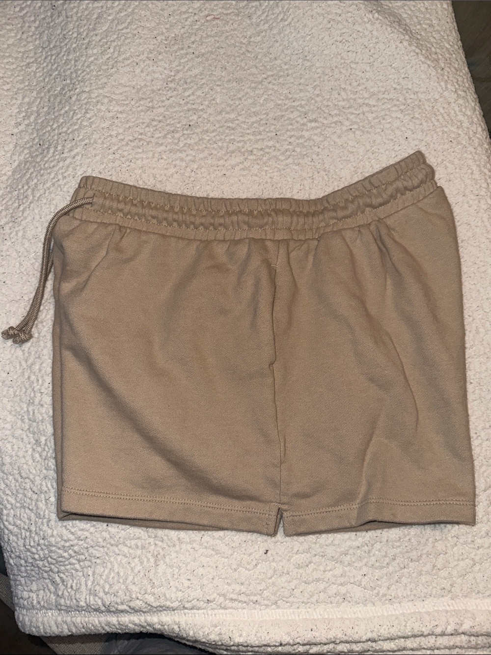 H&M Beige Elastic-Waist Athletic Shorts